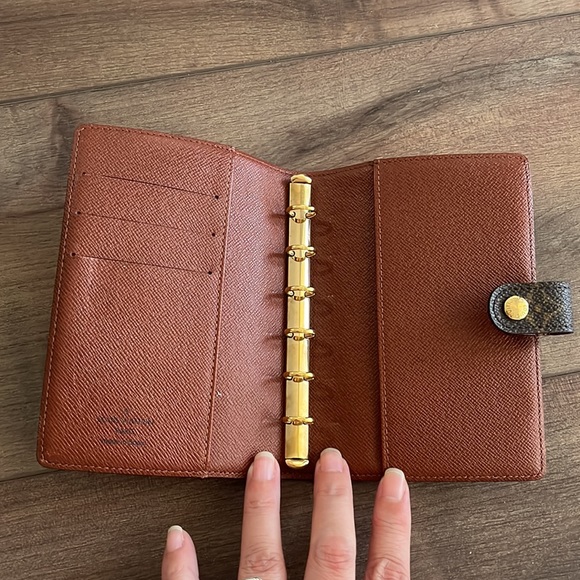 Louis Vuitton PM Agenda - Picture 6 of 14